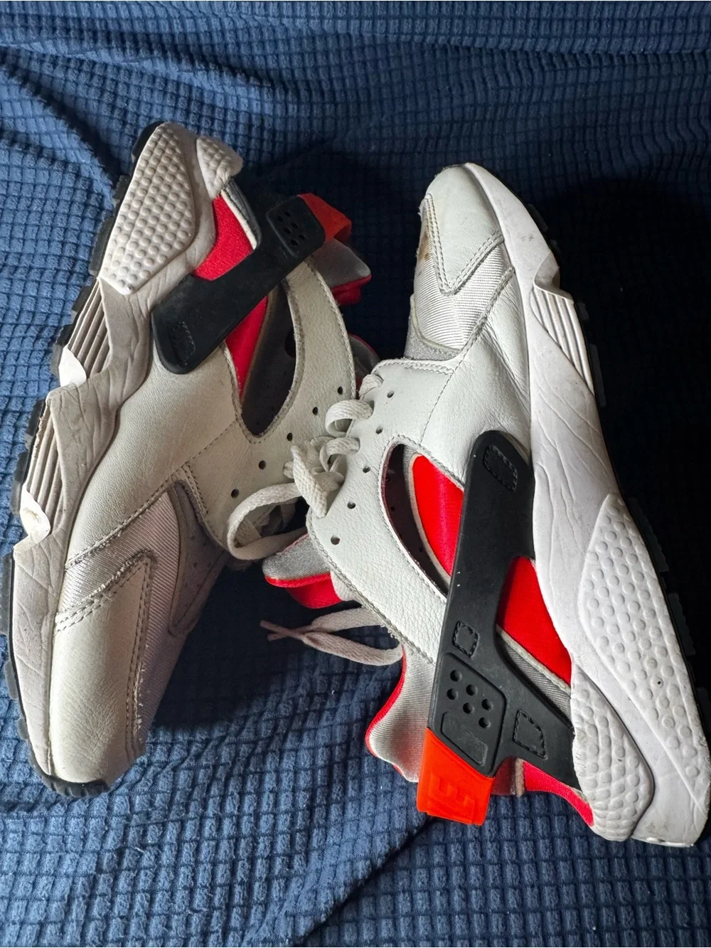 Nike Air Hurrache White Sneakers with Bright Red Accents